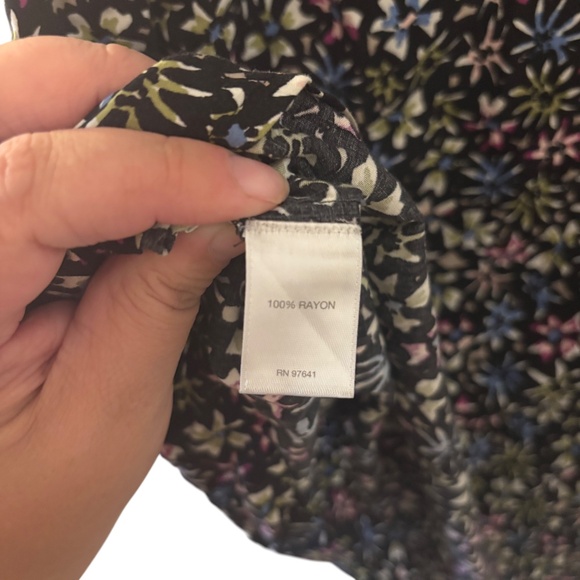 J. Jill Black Multicolor Floral Print Long Sleeve Blouse Women’s Medium - Picture 8 of 10